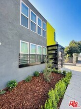 6244 De Longpre Ave in Los Angeles, CA - Foto de edificio - Building Photo