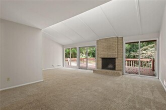 705 Edgewater Trail in Atlanta, GA - Building Photo - Building Photo