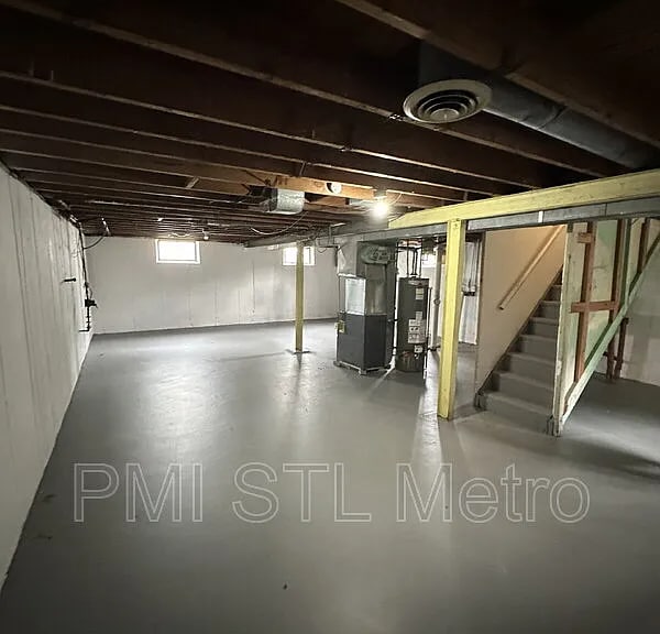 property at 452 Midlothian Rd