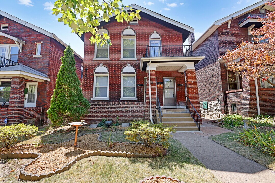 4952 Tholozan Ave, Unit 1 in St. Louis, MO - Foto de edificio