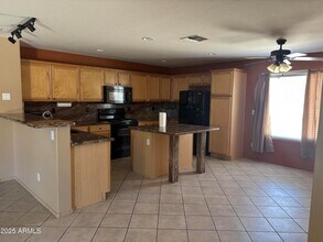 22255 Bishop Dr in Maricopa, AZ - Building Photo - Building Photo