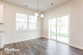 408 Stonefence Dr in Greenville, SC - Foto de edificio - Building Photo