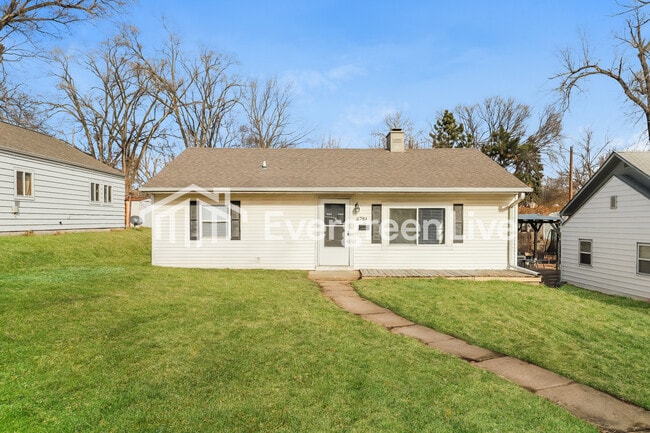 property at 6784 Franklin St