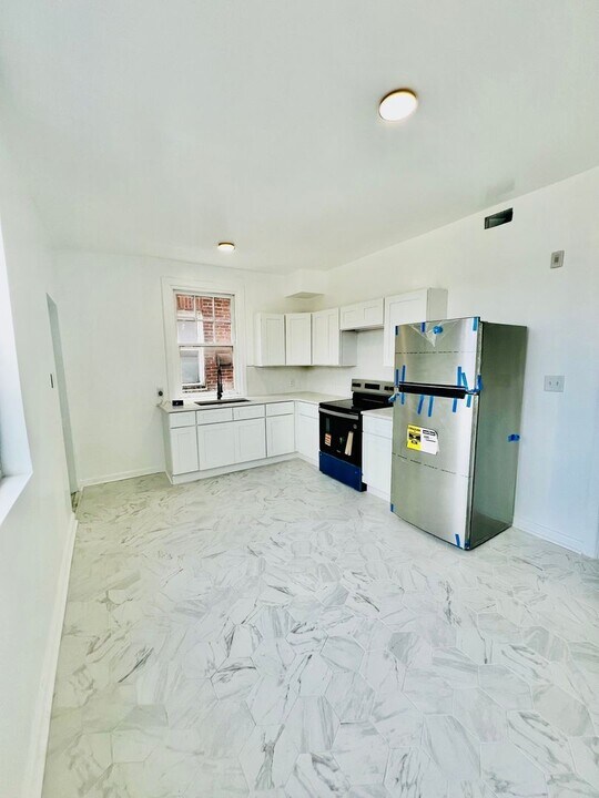 7607 Ogontz Ave in Philadelphia, PA - Building Photo
