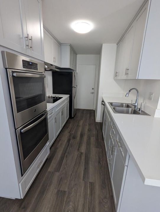 118 S Wetherly Dr in Los Angeles, CA - Building Photo - Building Photo