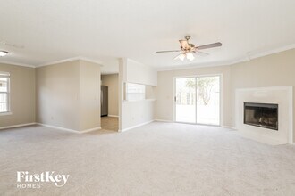 8029 Swamp Flower Dr in Jacksonville, FL - Building Photo - Building Photo