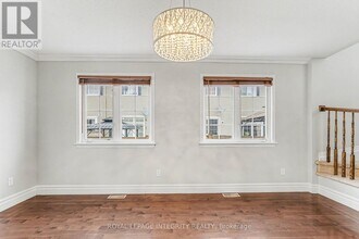 429 Ashbourne Crescent in Ottawa, ON - Building Photo - Building Photo