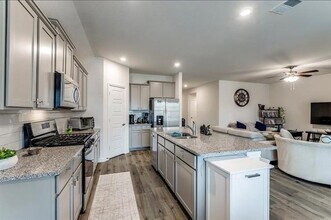 9809 Gooseneck Dr in Krugerville, TX - Building Photo - Building Photo