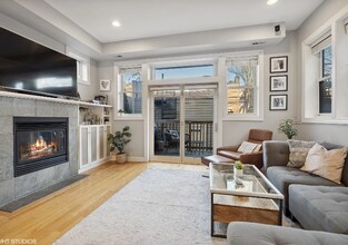 1937 N Dayton St in Chicago, IL - Building Photo - Building Photo