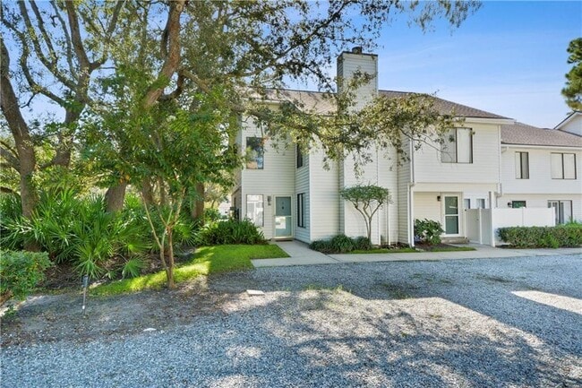 807 Mallery St in St. Simons Island, GA - Building Photo - Building Photo