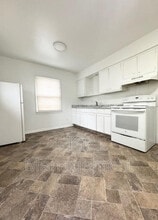 5732 Gay St in Toledo, OH - Building Photo - Building Photo
