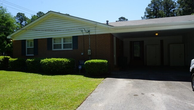 2124 Jerry Jones Dr in Valdosta, GA - Building Photo - Building Photo