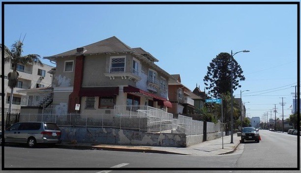 2227 James M Wood Blvd in Los Angeles, CA - Building Photo