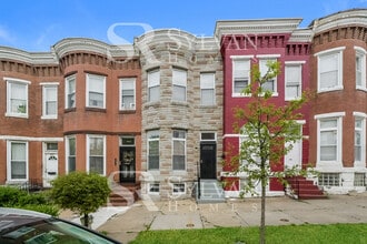 2816 Parkwood Ave in Baltimore, MD - Building Photo - Building Photo