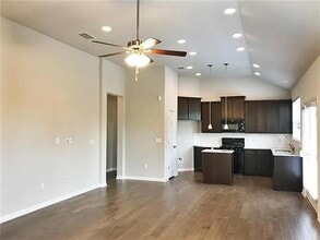 810 Cottage Bank Trl in Austin, TX - Building Photo - Building Photo