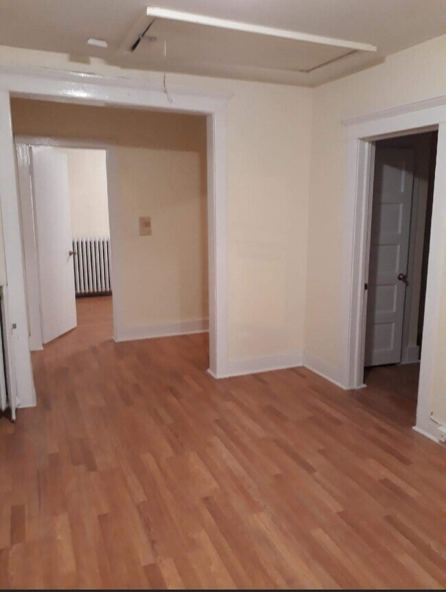 2 West End Ave Rentals in Bogota, NJ