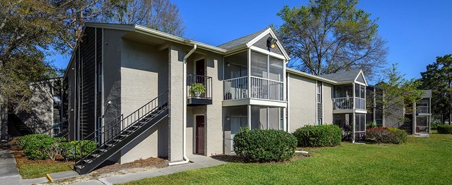 The Lory of Panama City in Panama City, FL - Building Photo - Building Photo