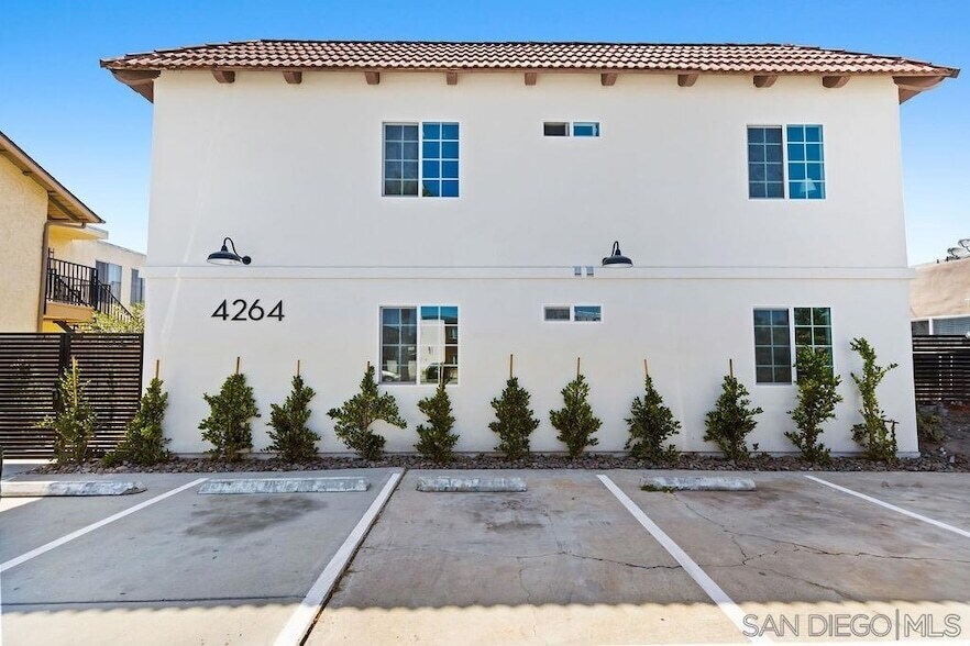 4265 42nd St, Unit 5 in San Diego, CA - Building Photo