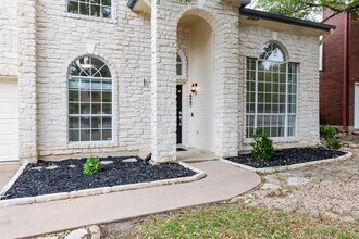 6407 Back Bay Ln in Austin, TX - Building Photo - Building Photo