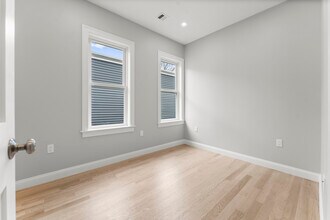 23 Dewolf St, Unit 2 in Boston, MA - Building Photo - Building Photo