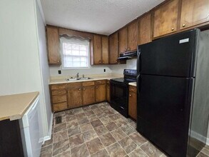 310 Barkwood Dr in Clarksville, TN - Building Photo - Building Photo