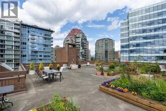 950 Drake St in Vancouver, BC - Building Photo - Building Photo