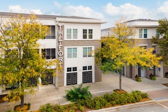 The Fort Apartments in Indianapolis, IN - Building Photo - Building Photo