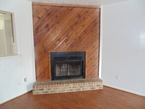 2434 Pecan Ridge Dr in Bryan, TX - Building Photo - Building Photo