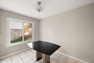 28849 Hearthstone Dr in Novi, MI - Building Photo - Building Photo