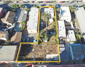 1722 Locust Ave in Long Beach, CA - Building Photo - Building Photo