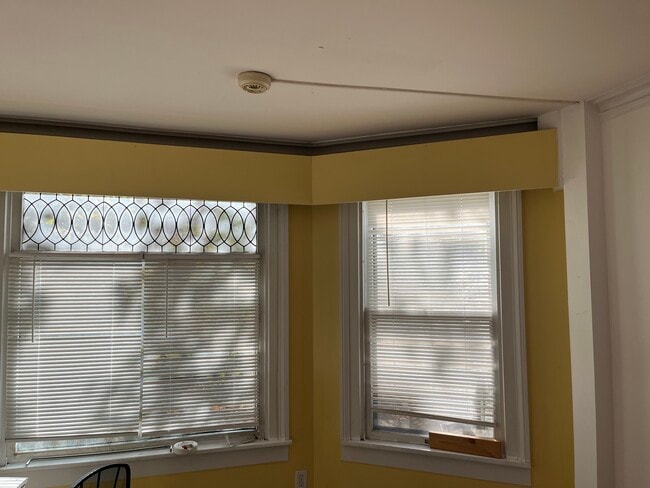 236 N Grand St in Cobleskill, NY - Foto de edificio - Building Photo