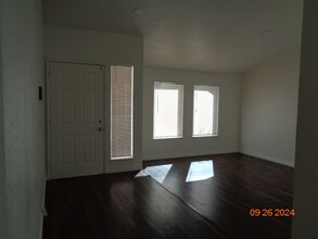 1513 High Point Dr in Palmdale, CA - Building Photo - Building Photo