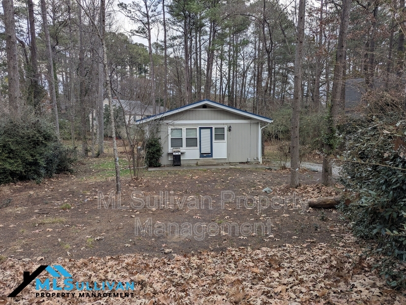 217 Scarlett Dr in Chapel Hill, NC - Building Photo