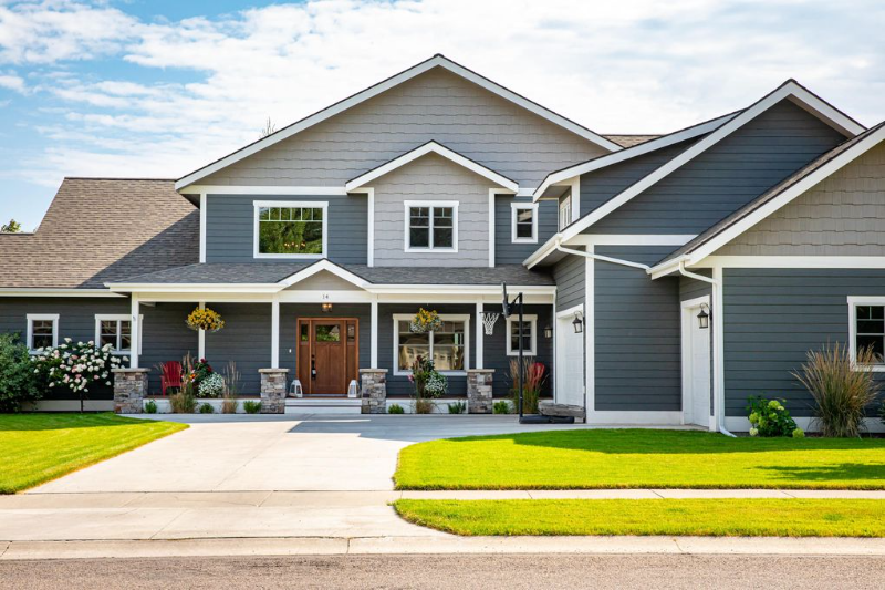 14 Glacier Cir in Kalispell, MT - Foto de edificio