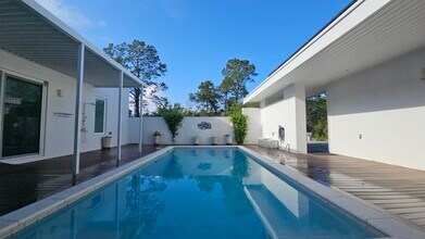 63 1st Ct in Santa Rosa Beach, FL - Building Photo - Building Photo