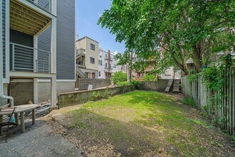 76 Everett St in Boston, MA - Building Photo - Building Photo