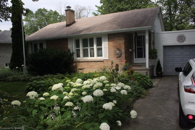 property at 40 Brook Rd S