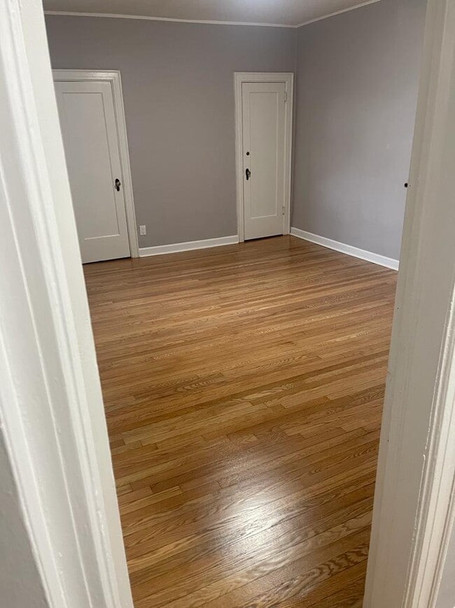 6 Pomona Ave, Unit DD