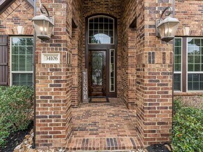 34106 Mill Creek Way in Pinehurst, TX - Building Photo - Building Photo