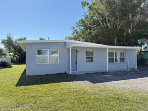 612 64th Avenue Dr W in Bradenton, FL - Building Photo - Building Photo