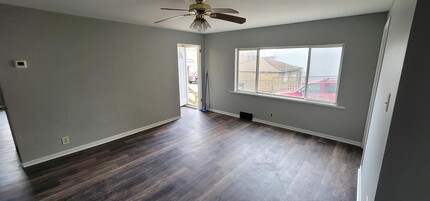 134 Locust St in Mount Oliver, PA - Building Photo - Building Photo