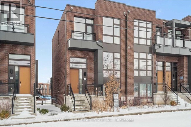 property at 9144 Bathurst St