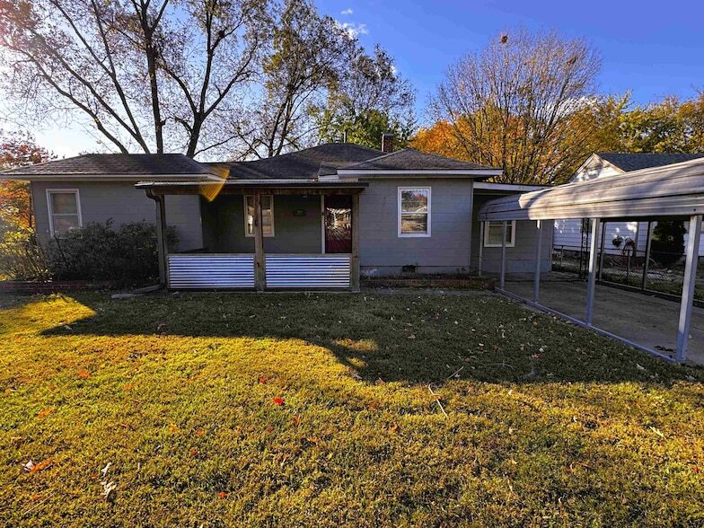 3829 Guernsey Ave in Memphis, TN - Building Photo