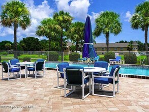 2245 Golf Isle Dr in Melbourne, FL - Building Photo - Building Photo