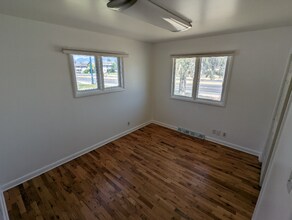 209 S 19th Ave, Unit 1 in Bozeman, MT - Foto de edificio - Building Photo