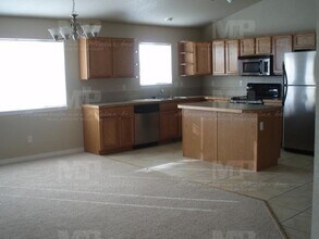 277 S Ursula Ave in Milliken, CO - Building Photo - Building Photo