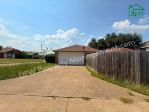 920 N Bryan-Belt Line Rd in Mesquite, TX - Building Photo - Building Photo