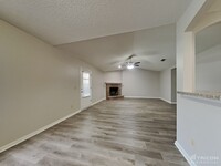 7520 Teaticket Ct in Jacksonville, FL - Building Photo - Building Photo