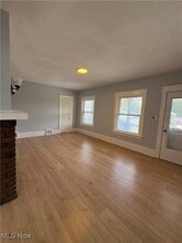 946 E 79th St, Unit 2 in Cleveland, OH - Building Photo - Building Photo