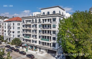 1816 N Cherokee Ave in Los Angeles, CA - Building Photo